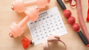 working out equipment around a calendar of a month cycle syncing